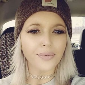 Meet your Posher, Marie